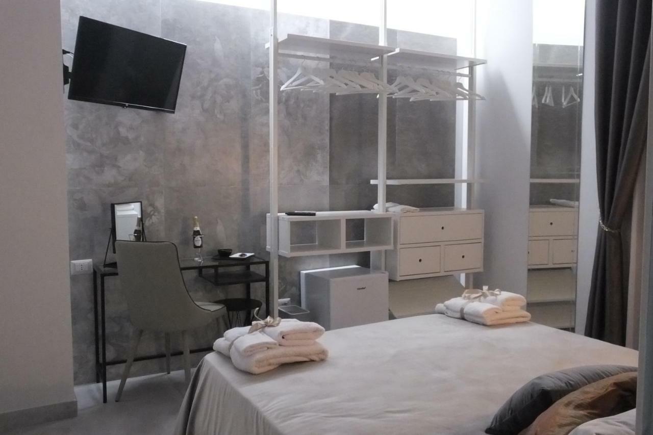 Prestige House Hotell Salerno Eksteriør bilde