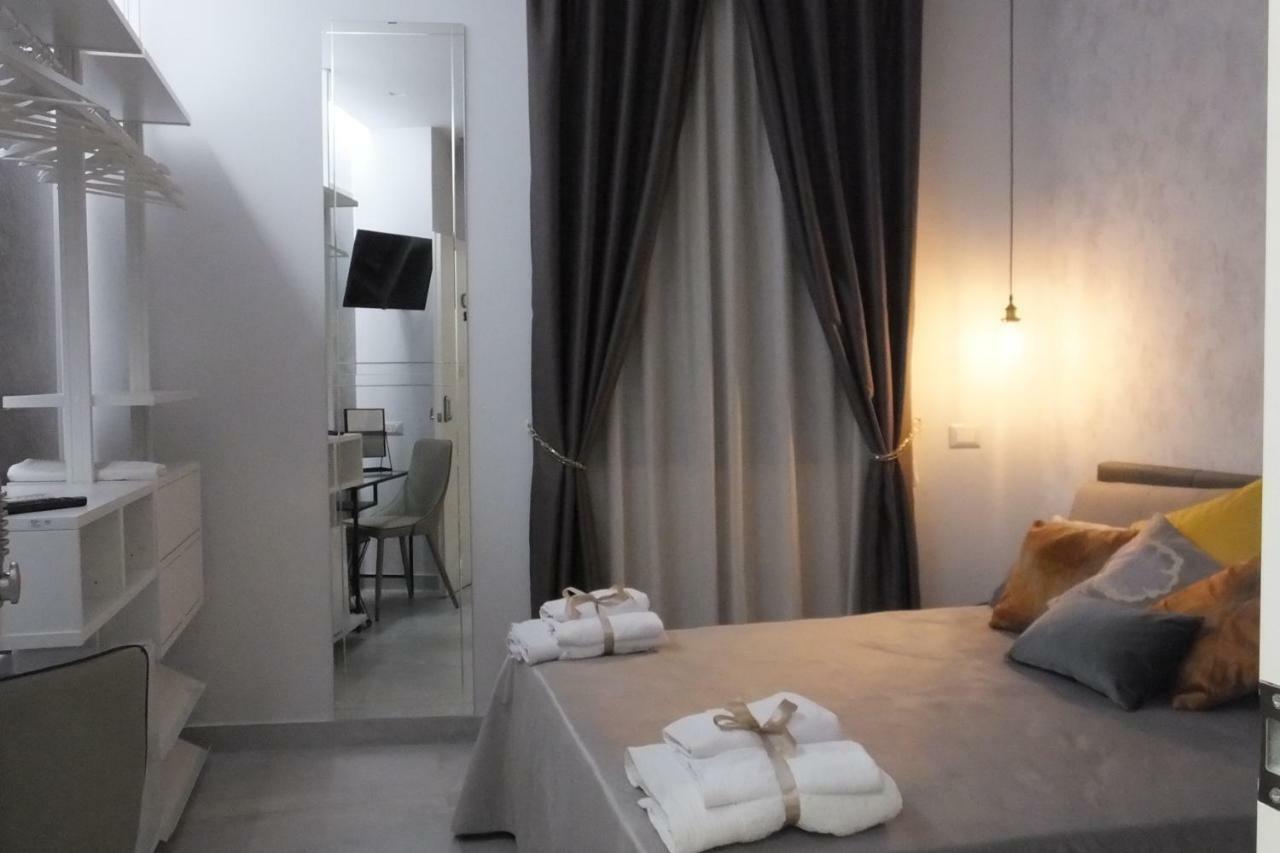 Prestige House Hotell Salerno Eksteriør bilde