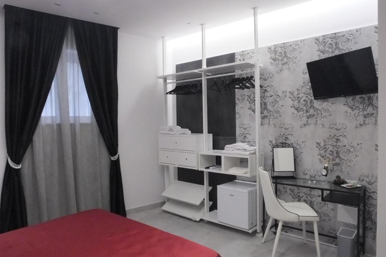 Prestige House Hotell Salerno Eksteriør bilde